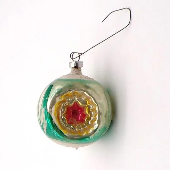 Vintage 50s 60s Glass Christmas Ornament - Picture 3 of 8